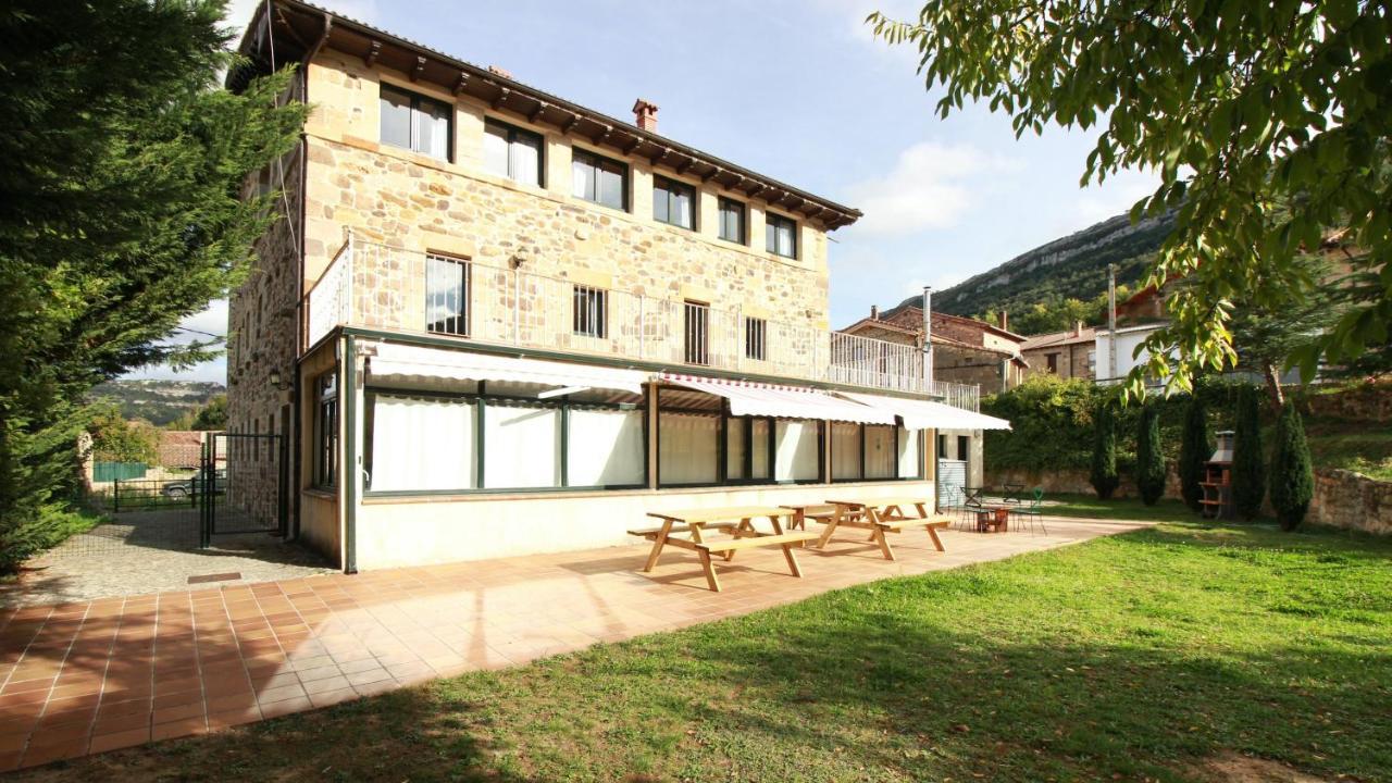 La Romanika De Fellini San Martin de Elines Exterior photo